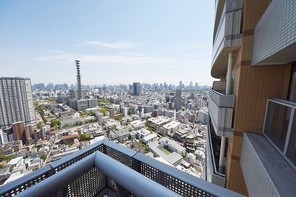 河田町ガーデン クラブフロアの物件内観写真